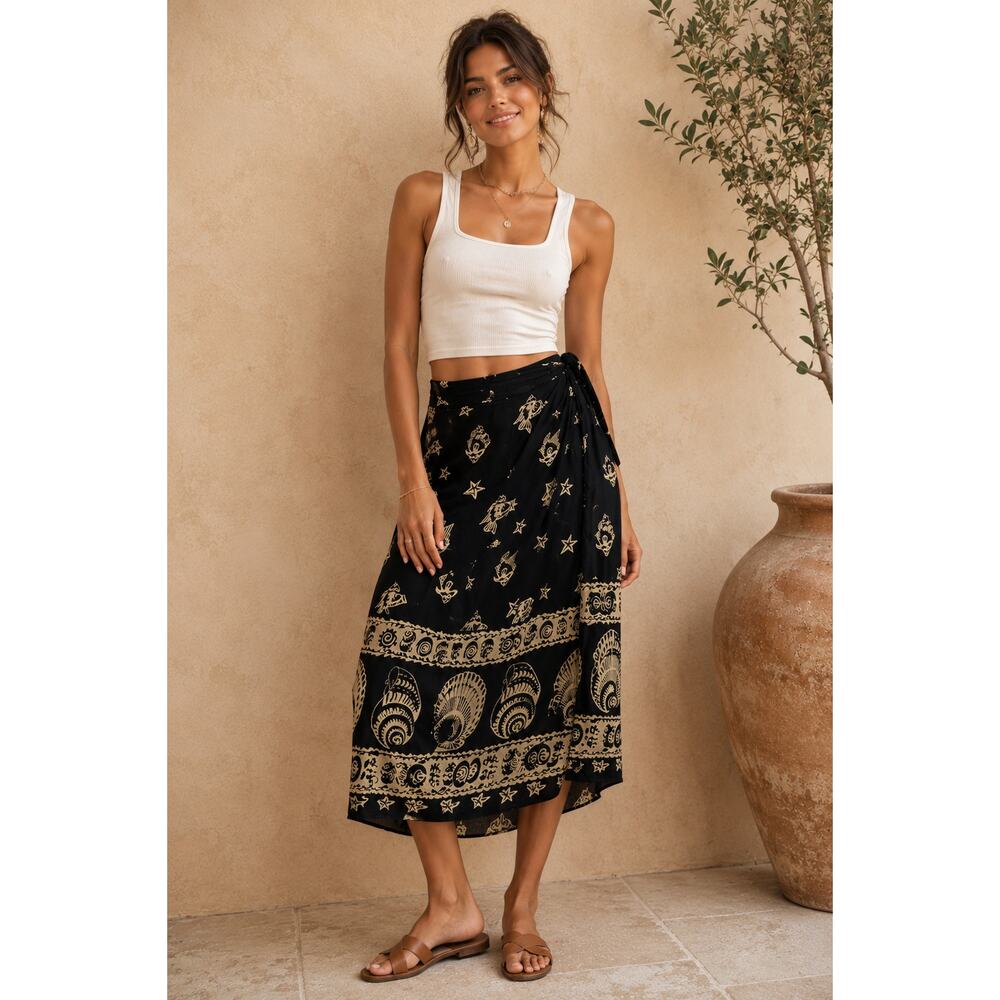 Shelly & Arnold Fish Shell Print Rayon Wrap Sarong Skirt Black Cream Med. Beach